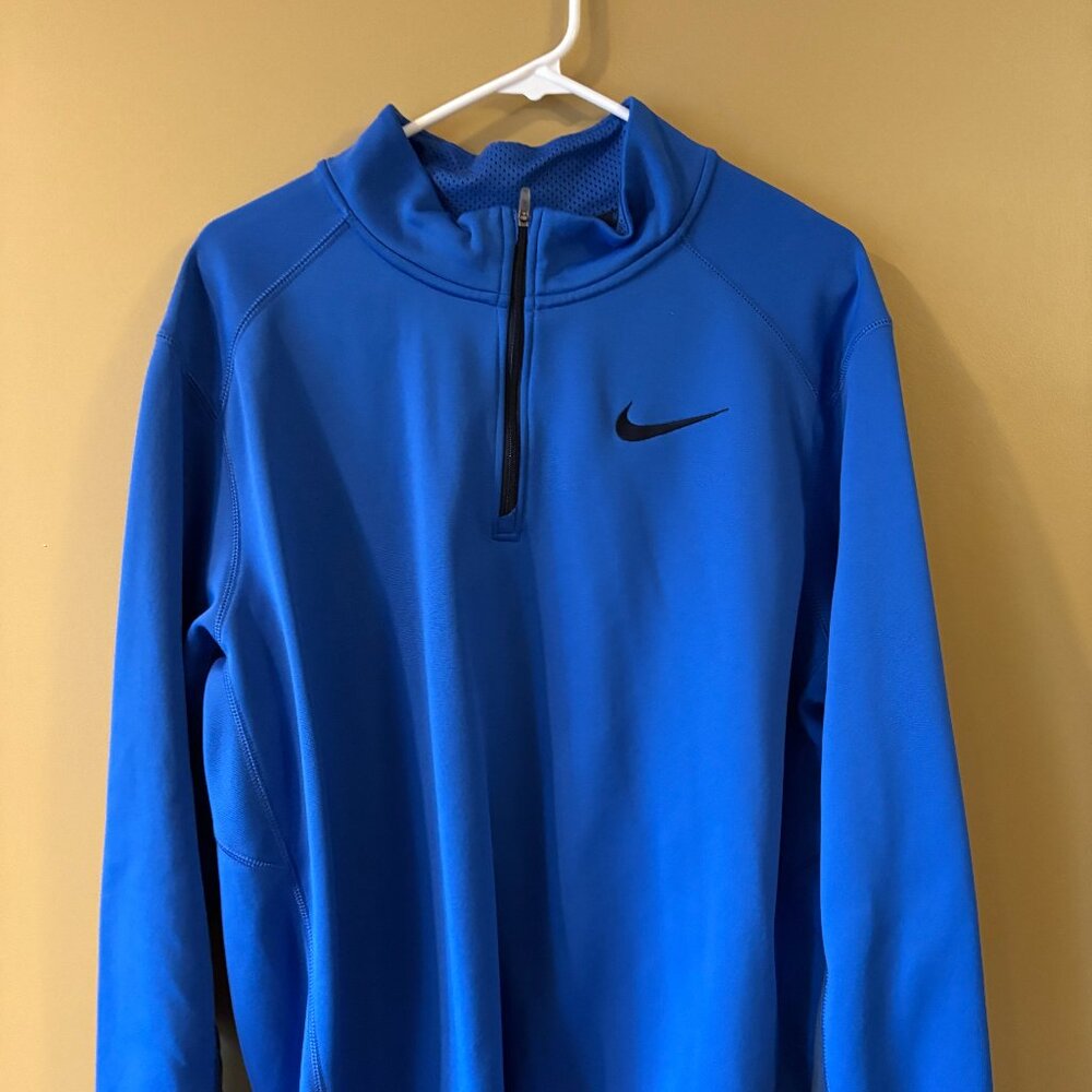 Men's Nike quarter zip long sleeve fleece